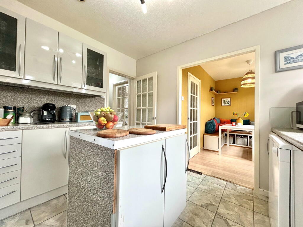 House in Dudley - View 5