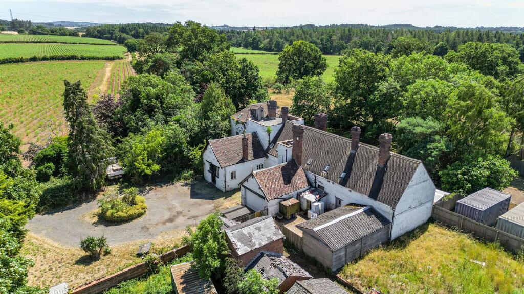 Main image of property: Stourbridge Road, Hurcott, DY10