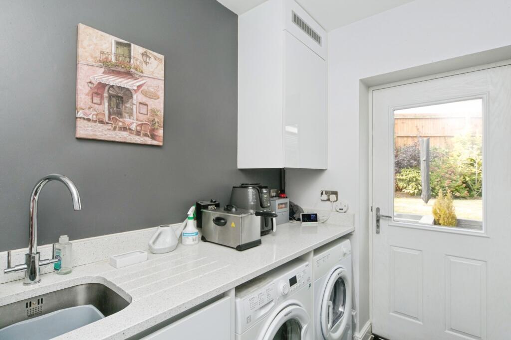 Bryn Y Mor, Old Colwyn, Colwyn Bay, Conwy, LL29 - More