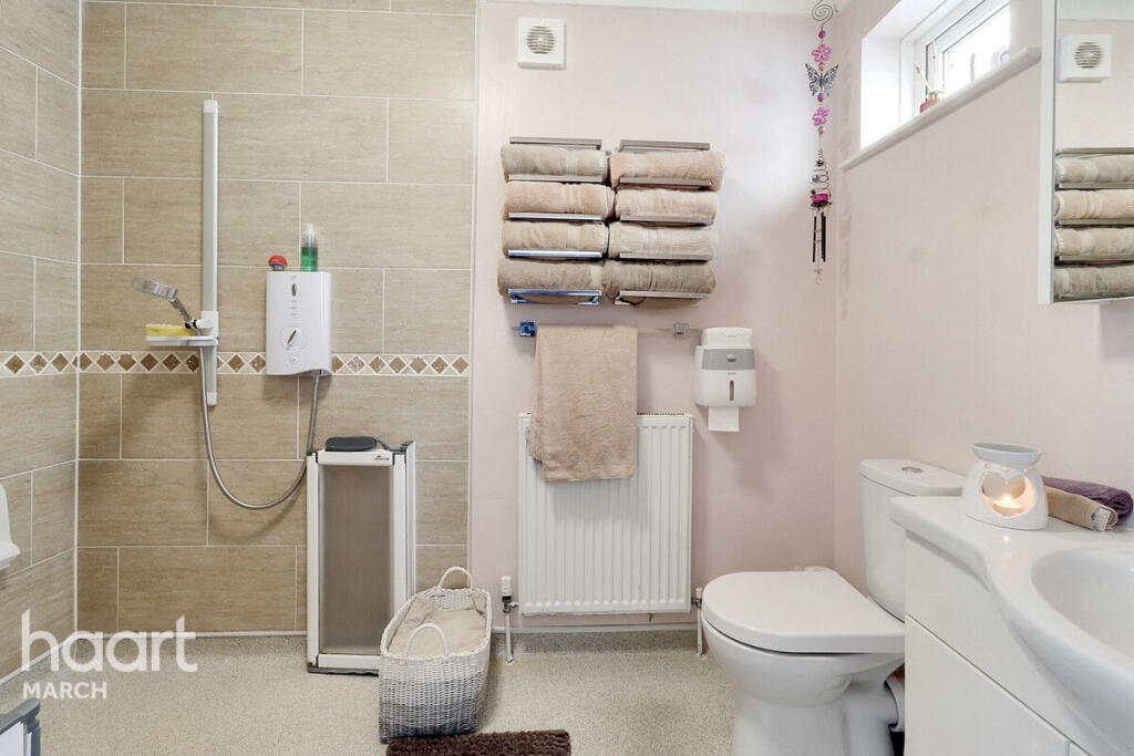 Main image of property: Fairview Gardens, Chatteris