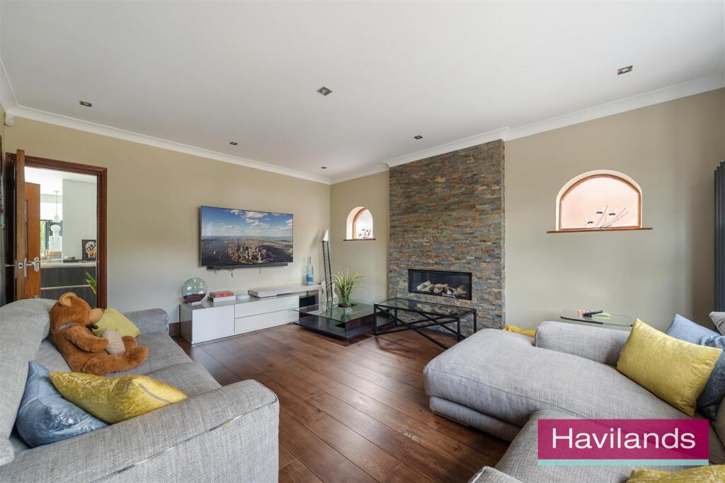 House in London - View 5