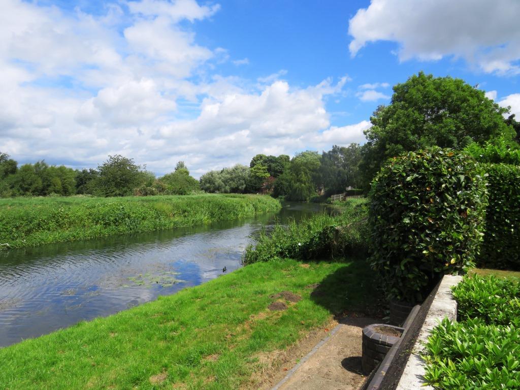 Apartment in Lincoln, Lincolnshire - View 4