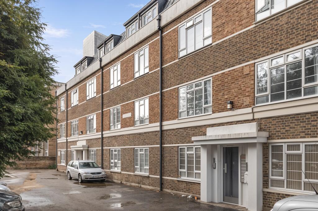 Main image of property: Tavistock Court, Tavistock Road, Croydon, CR0 2AL