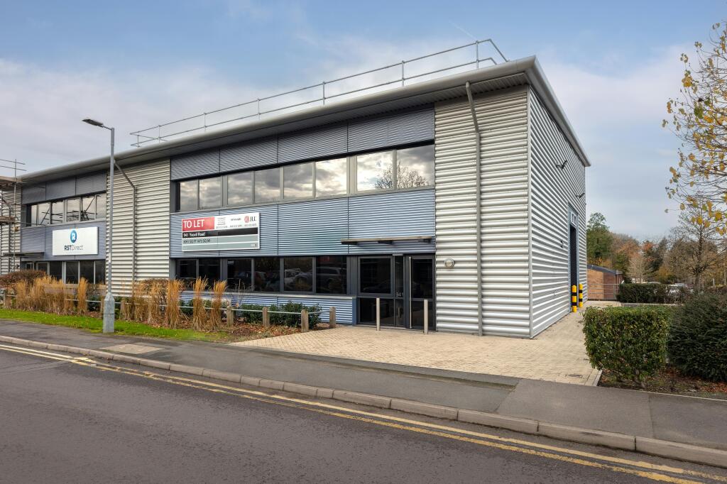 2025- 941 Yeovil Road - STE - 221301.jpg
