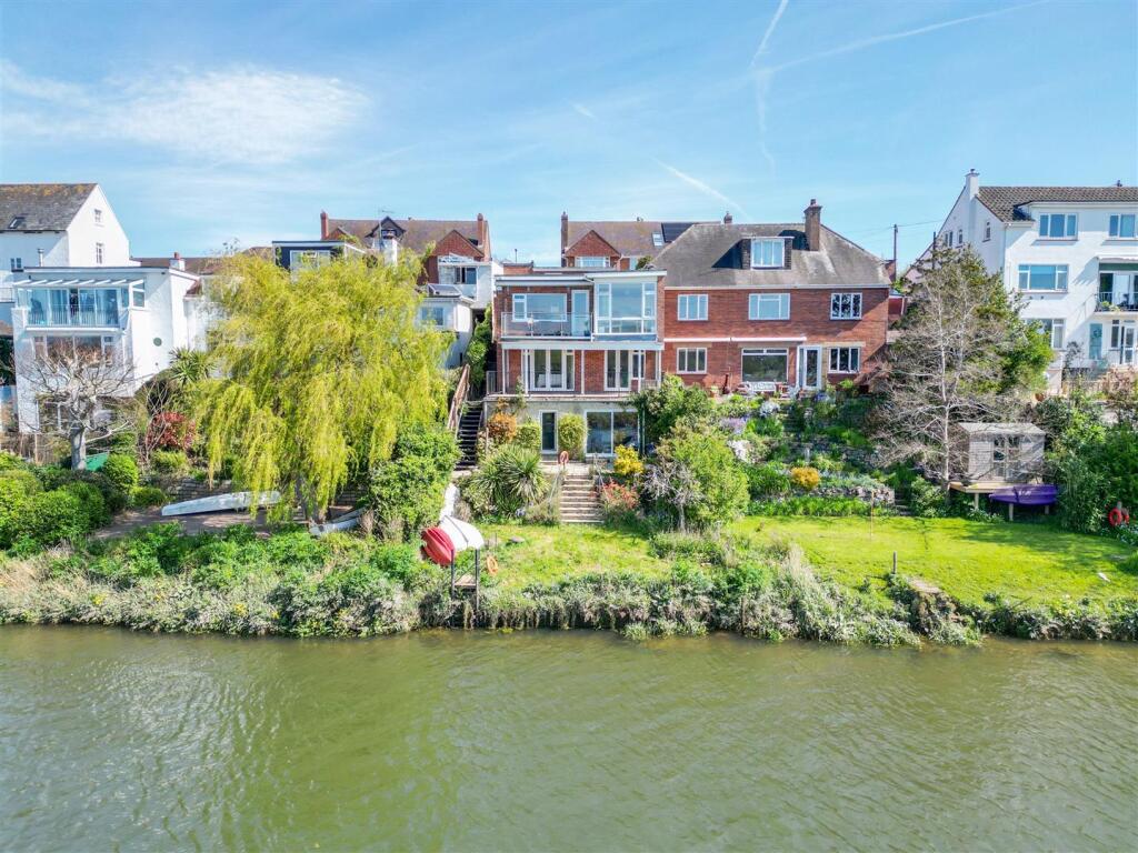 Main image of property: Countess Wear Road, Exeter