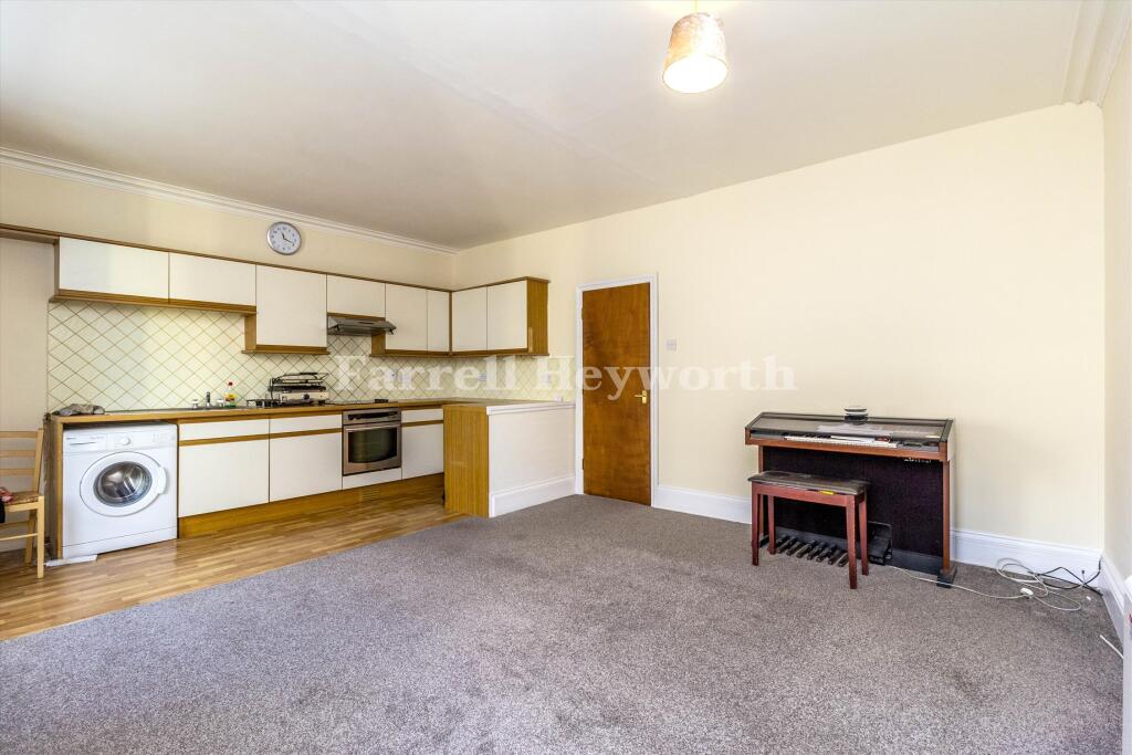 1-bed flat on 15 Townley Street, Morecambe, £79,950
