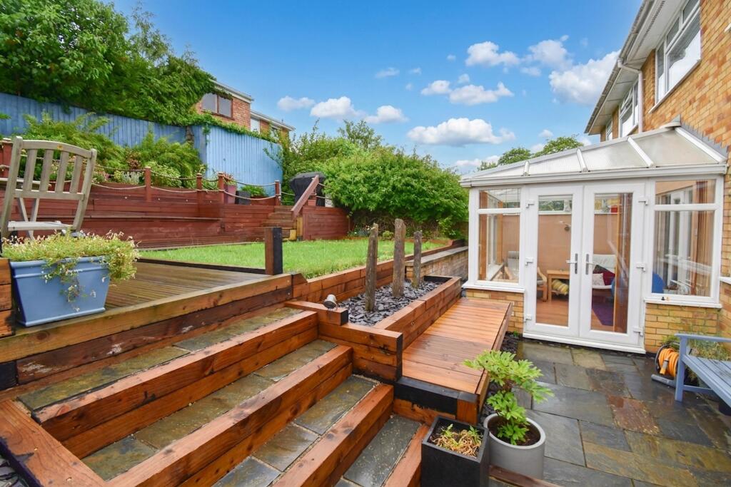 Haden Close, Bedford, MK41 photo 4