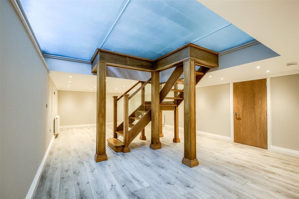 Additional image 10 of Warwick Road, Knowle, Solihull, West Midlands, B93