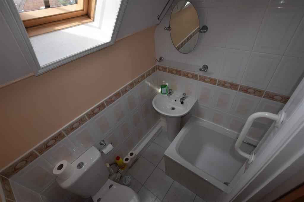 House in Coventry, Binley - More