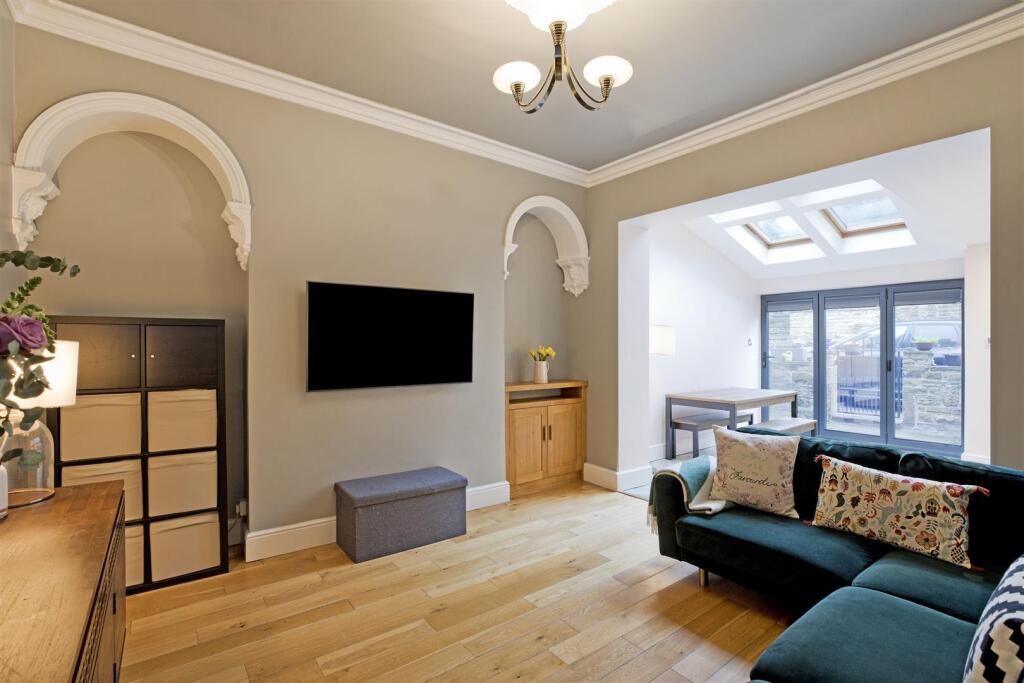 House in Skipton, North Yorkshire - More