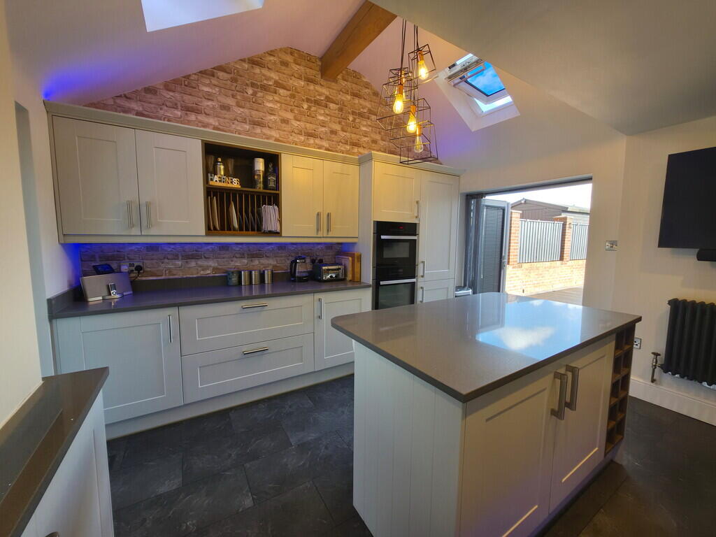 Spey Drive, Kidsgrove, Stoke-on-Trent photo 2
