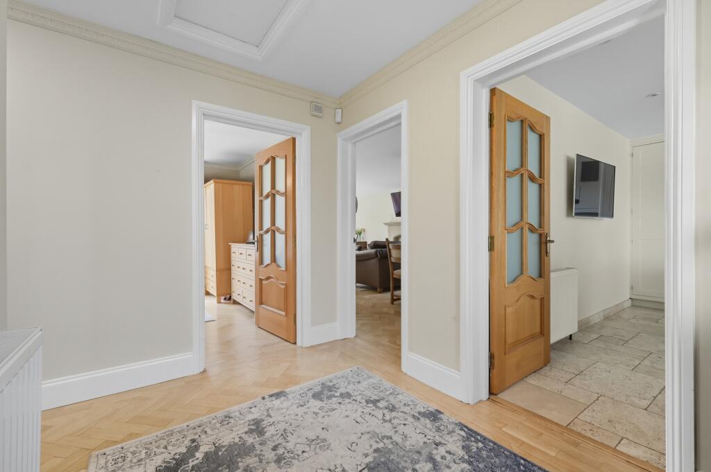 Additional image 18 of Wilkins Green Lane, Smallford, AL4