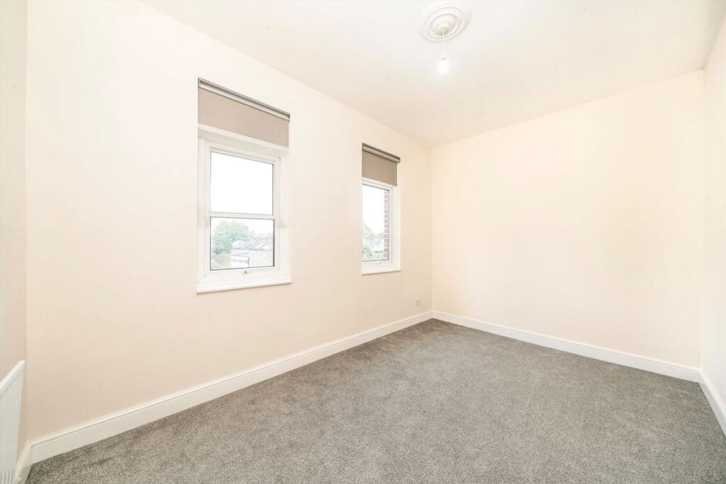 Apartment in London - View 4