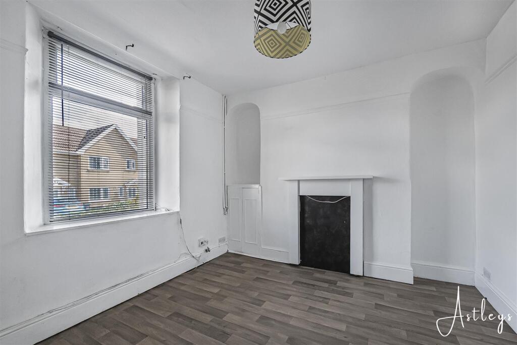 House in Swansea - View 4