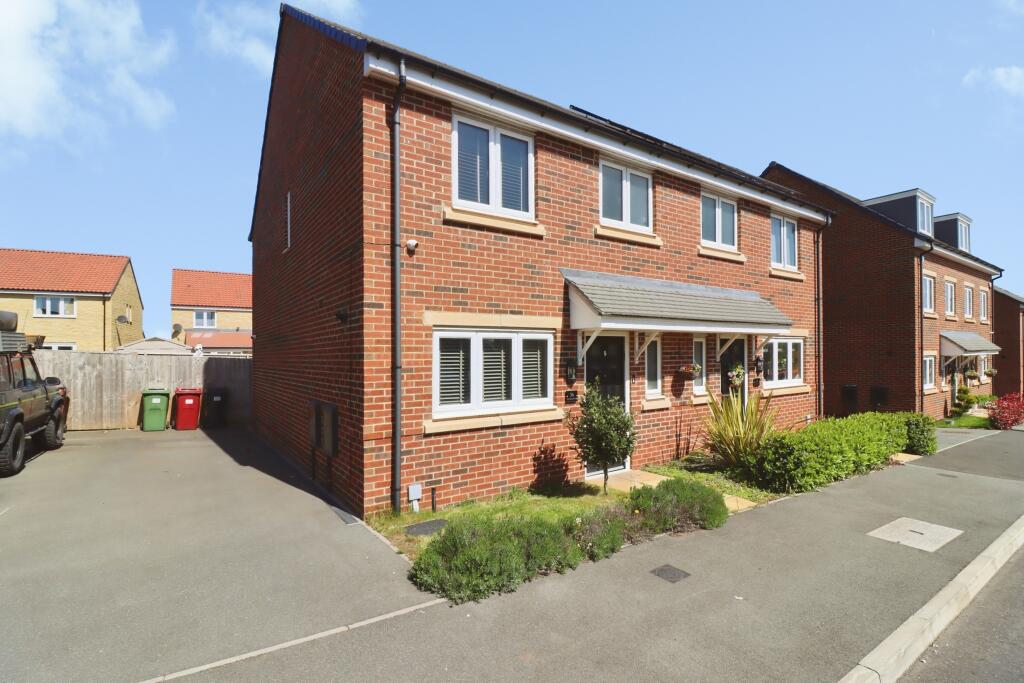 Main image of property: Hodding Road, Worksop, S80