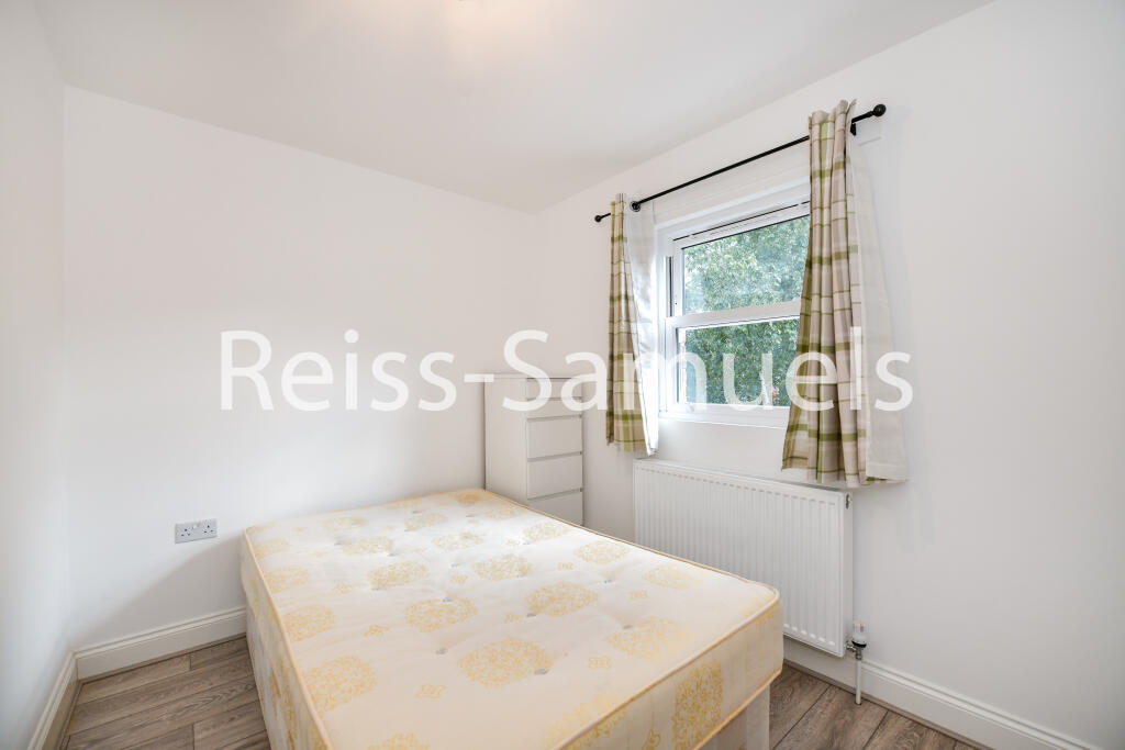6 bedroom terraced house for rent
