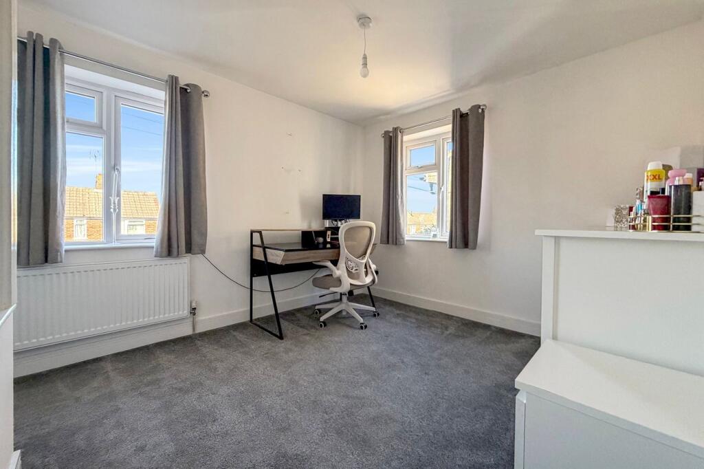 House in Gillingham, Medway - More