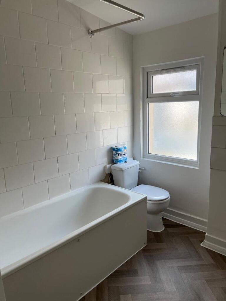 23 Conley Road, Willesden, London, NW10 9PA photo 3