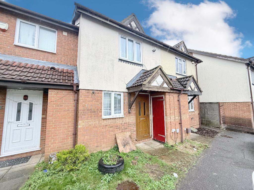 2-bed terraced on Chalkdown, Luton, LU2, £128,250