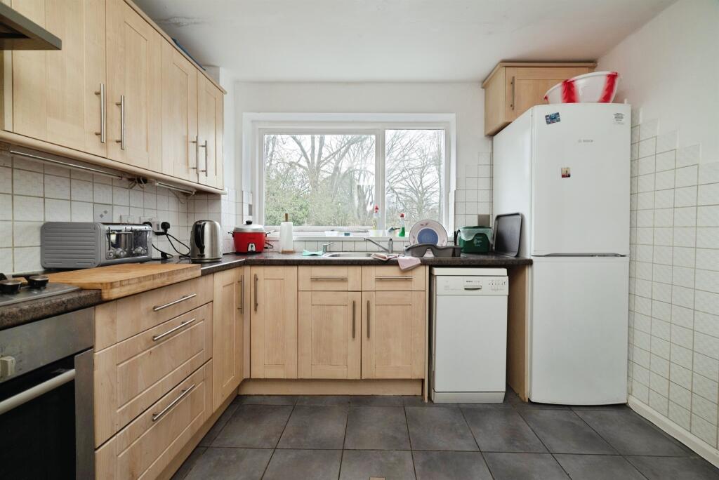 House in Hull, Kingston upon Hull - View 3