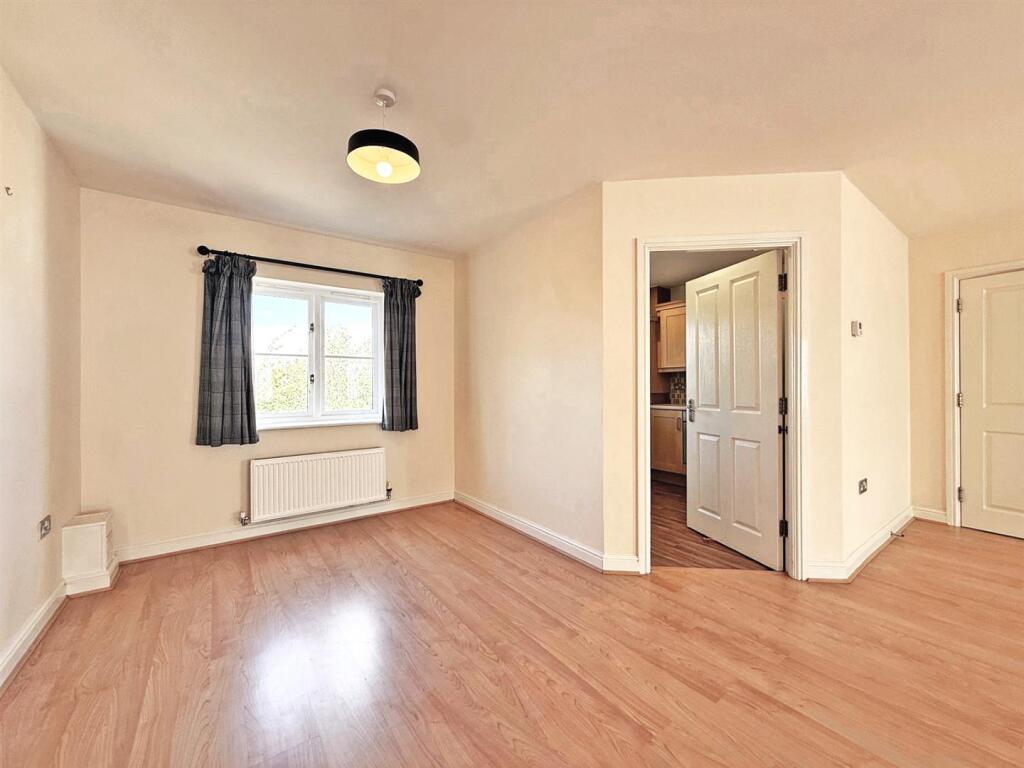 Apartment in Shrewsbury, Shropshire - View 4