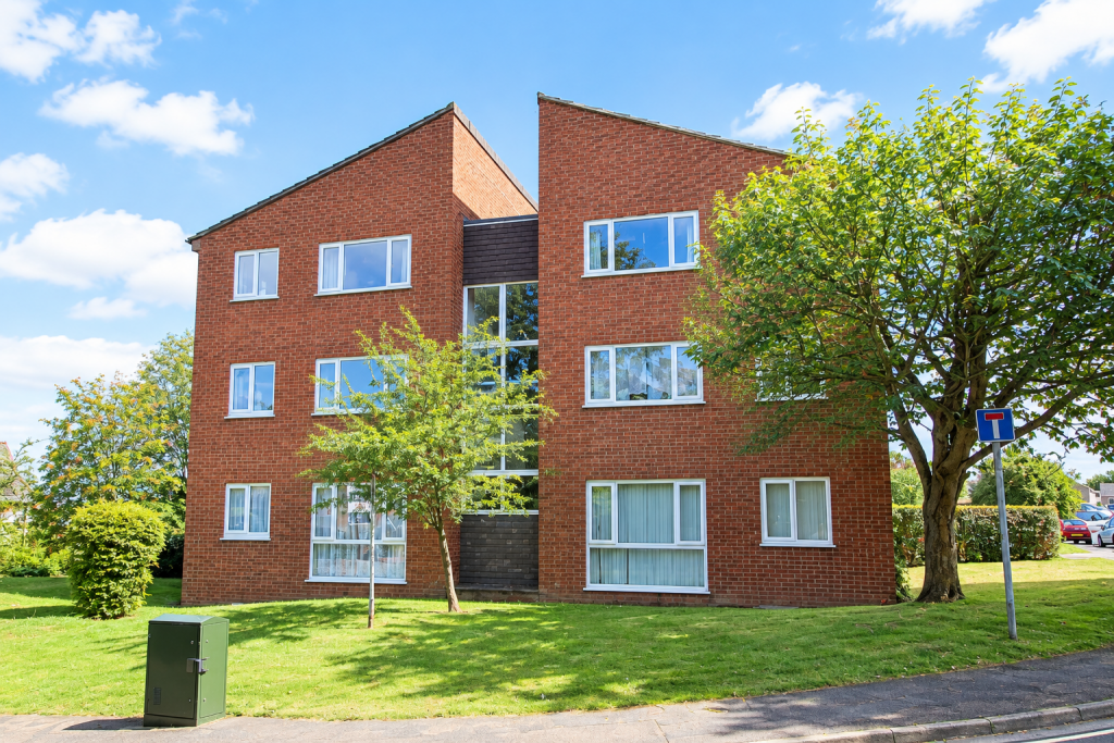 Main image of property: Springwell House, Old Parr Close, Banbury, Oxfordshire