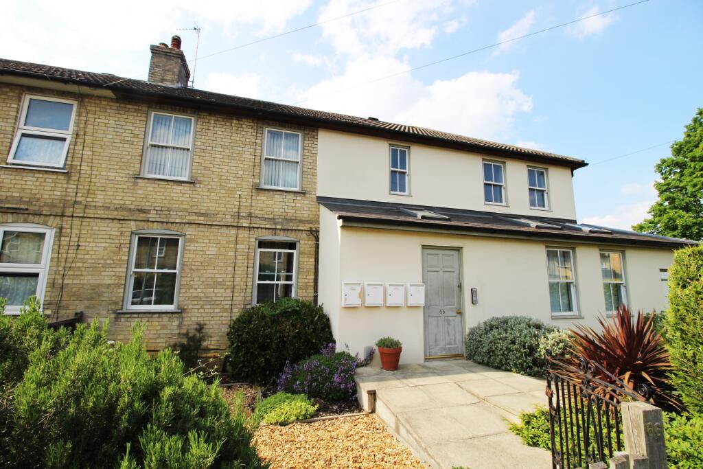 Main image of property: 2, 66 Oak Tree Avenue, Cambridge, CB4 1BA