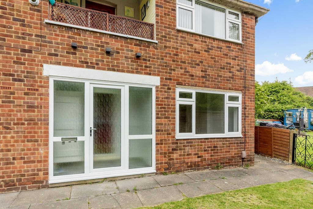 1-bed flat on Ireton Road, Market Harborough, £150,000