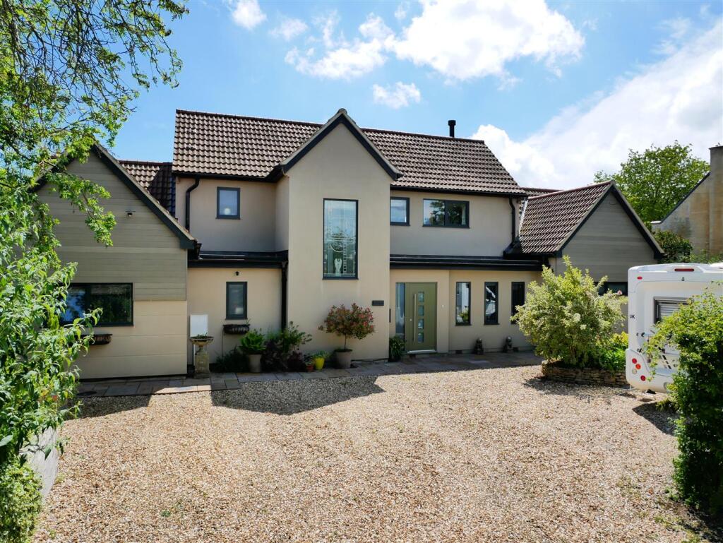 Main image of property: Castle walk, Calne