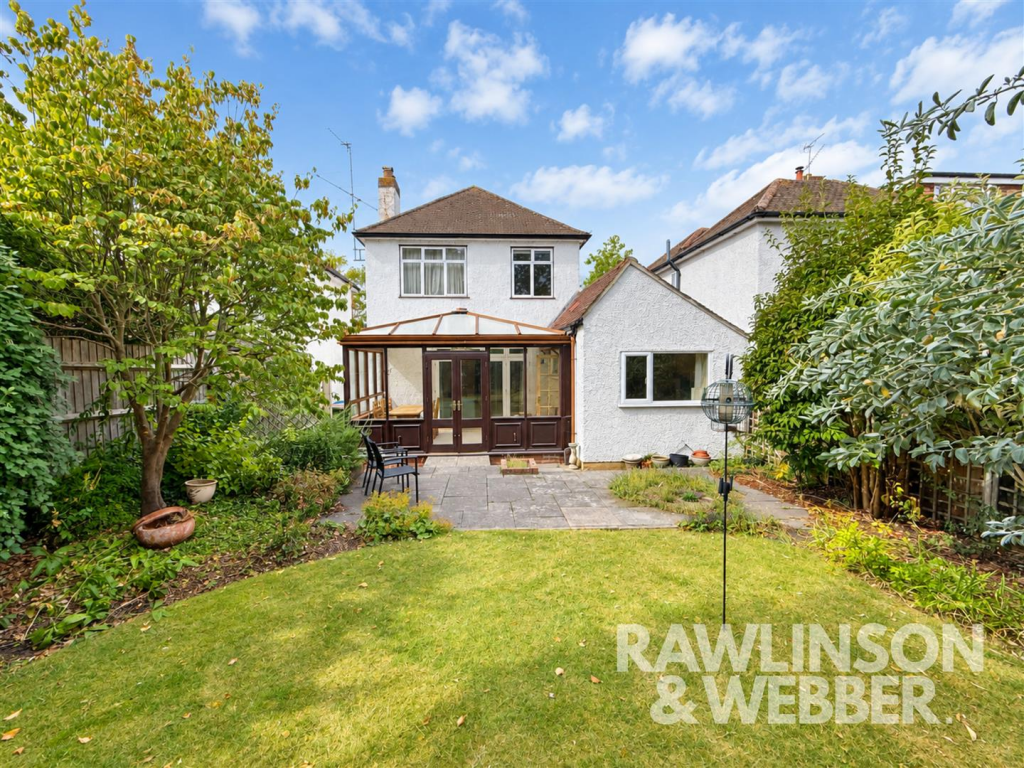 House in Kingston upon Thames - View 2