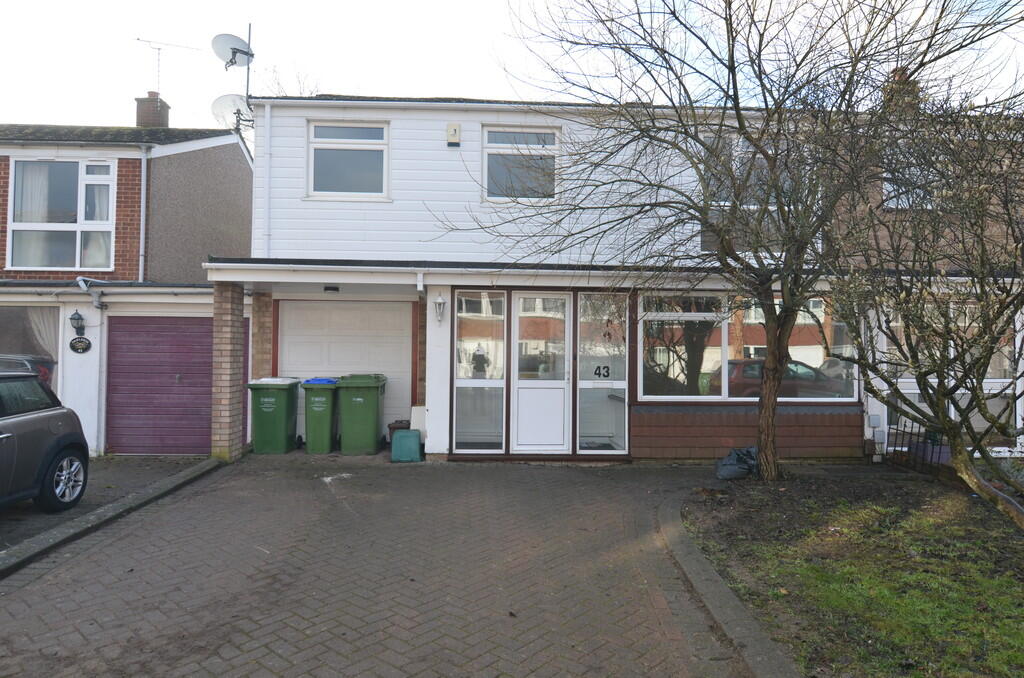 Main image of property: Maiden Erlegh Avenue, Bexley, DA5 3PF