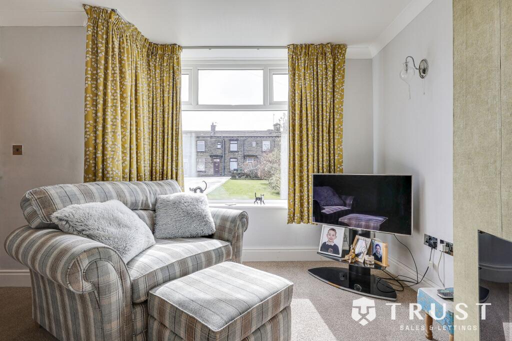 Additional image 12 of Whitehall Road, Drighlington, BD11