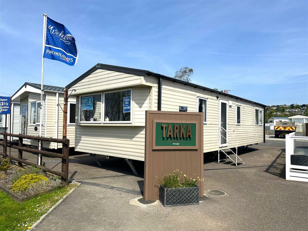 2-bed caravan on Braunton Road, Ashford, Barnstaple, £34,995