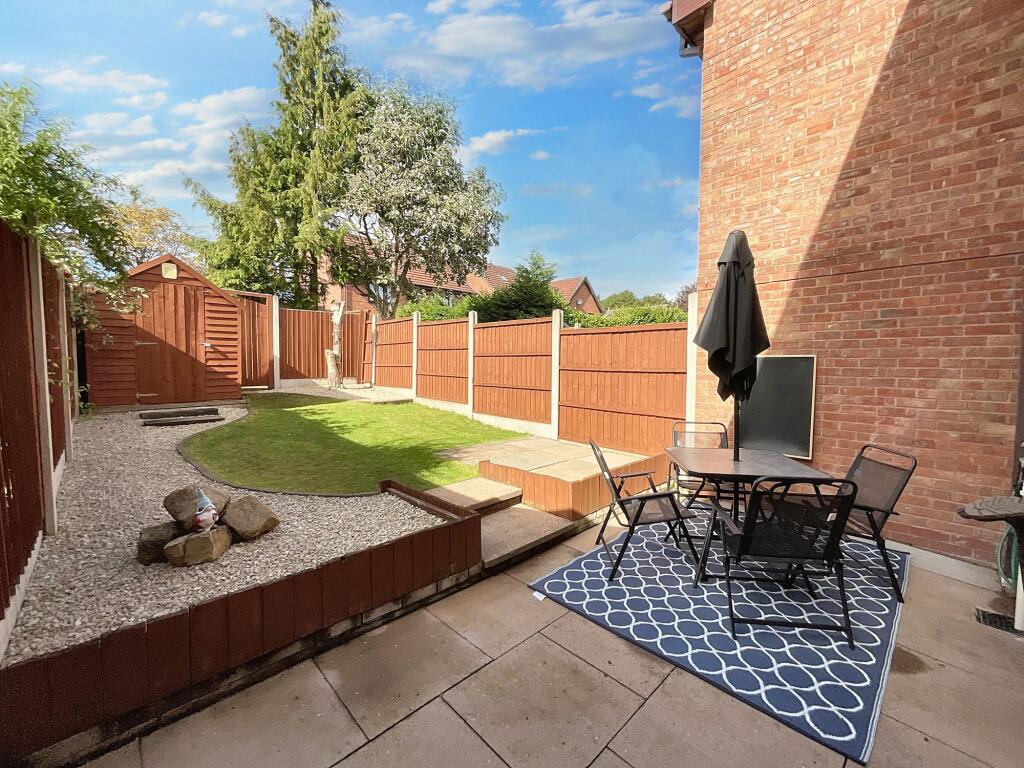 Comfrey Close, Stoke-On-Trent, ST3 photo 4