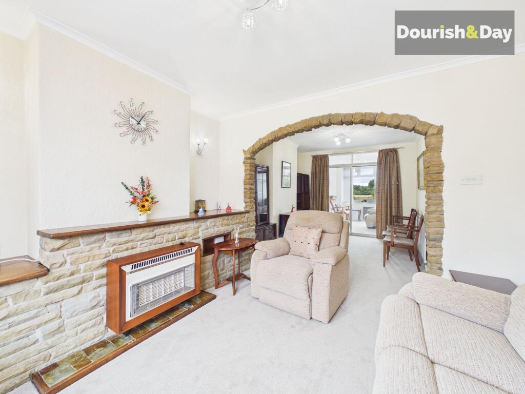 House in Stoke-on-Trent - More