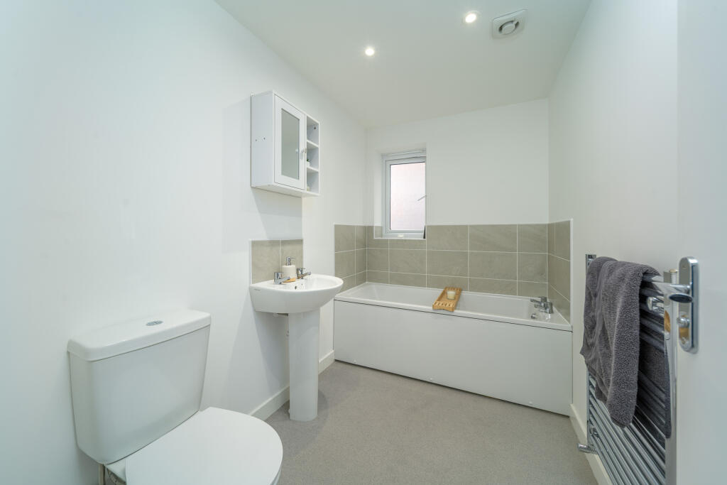 Fulmar Drive, Amble, Morpeth photo 3