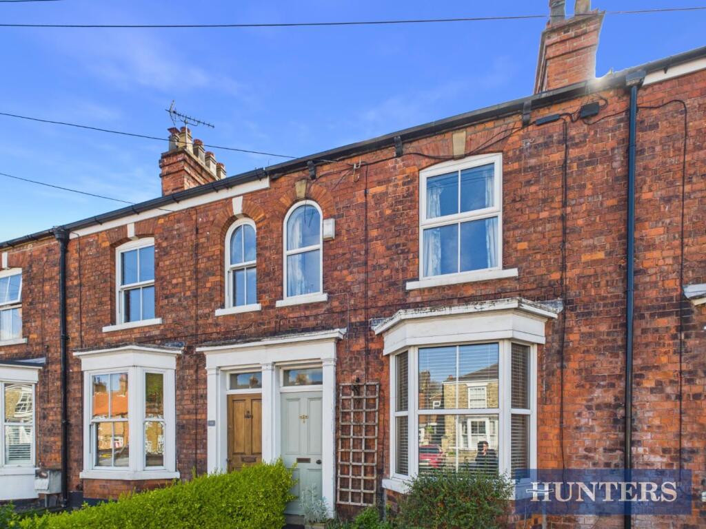 Main image of property: 104 Norwood, Beverley, HU17 9HL