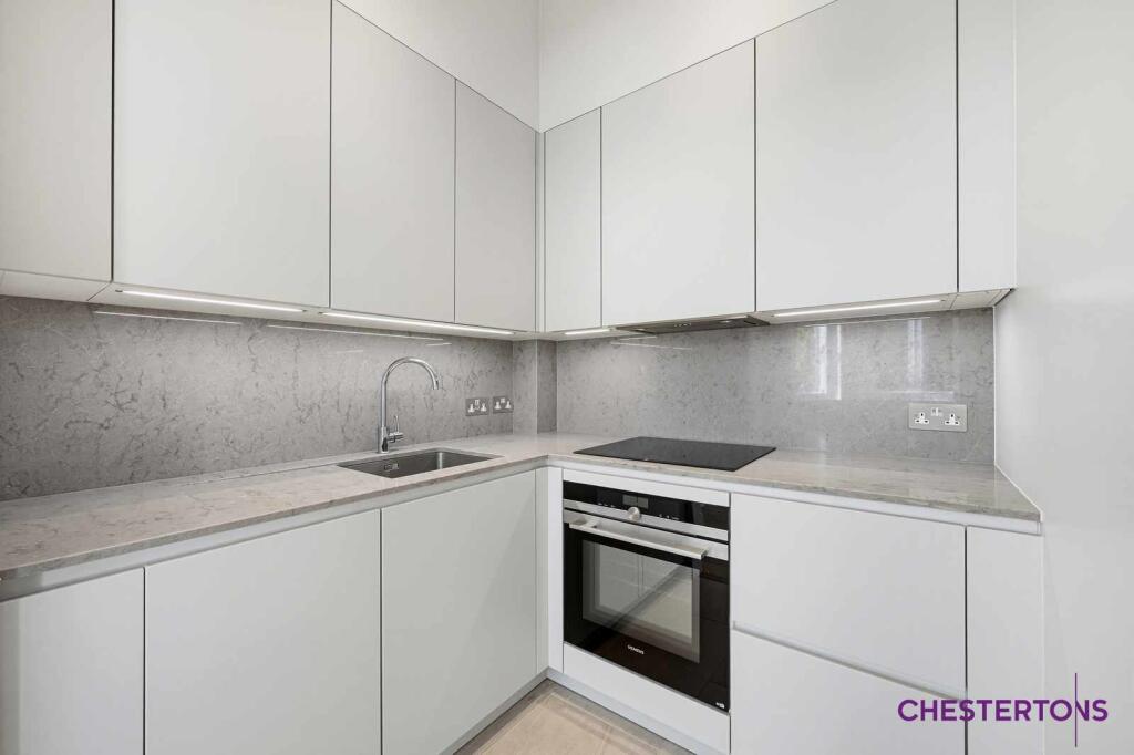 Apartment in London - View 5