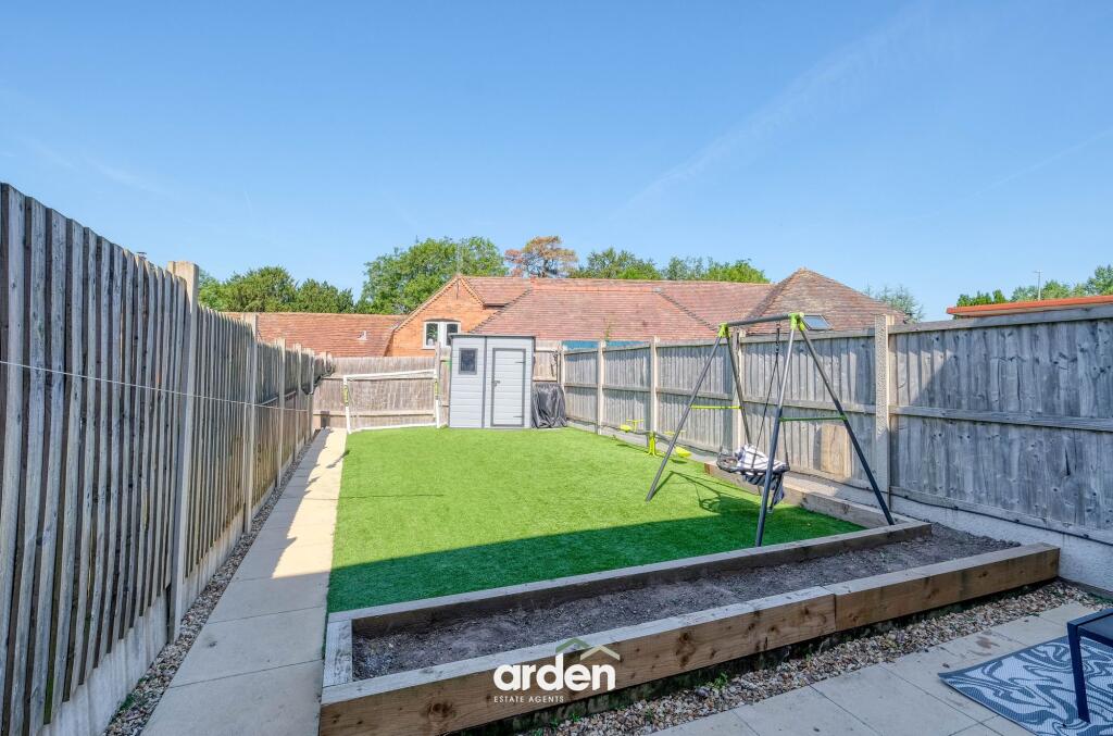 Foxlydiate Lane, Redditch, B97 photo 4
