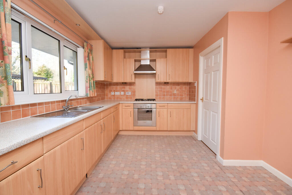 Maxtone Court, Luncarty, Perth photo 3