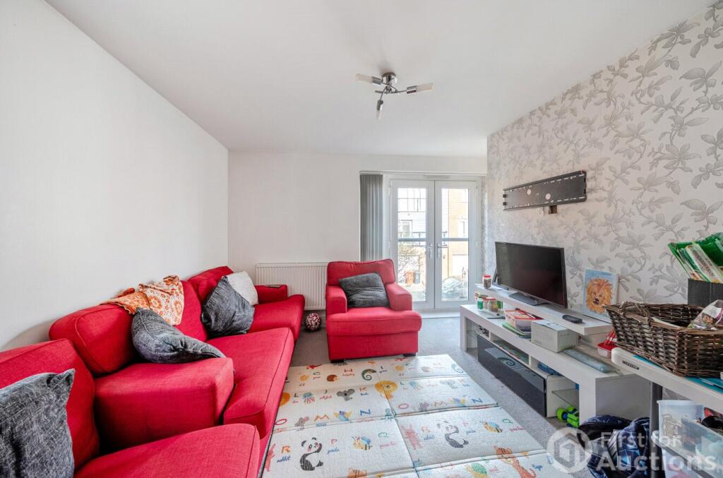 Apartment in Slough - View 2