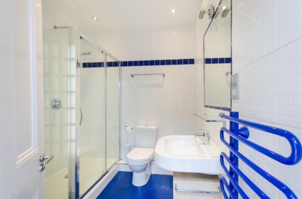 4 bedroom flat for rent