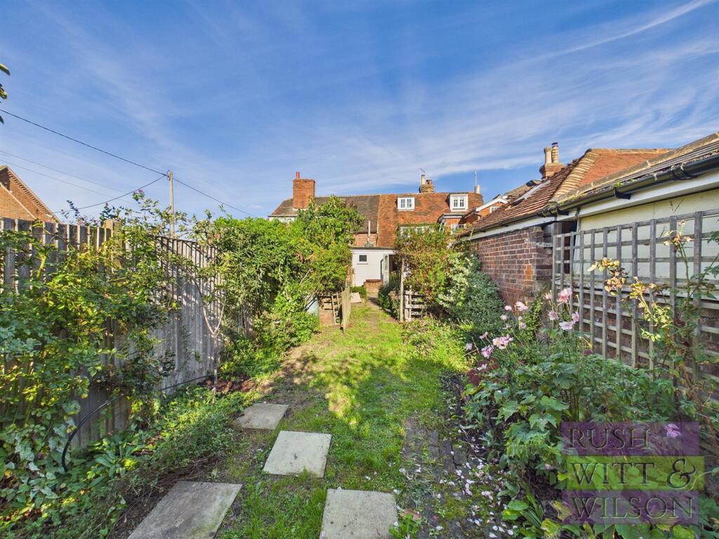 House in Tonbridge - View 3