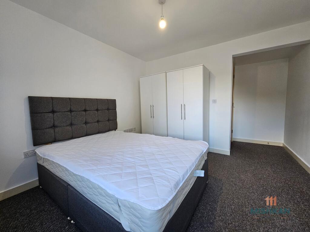 Apartment in Manchester - View 5