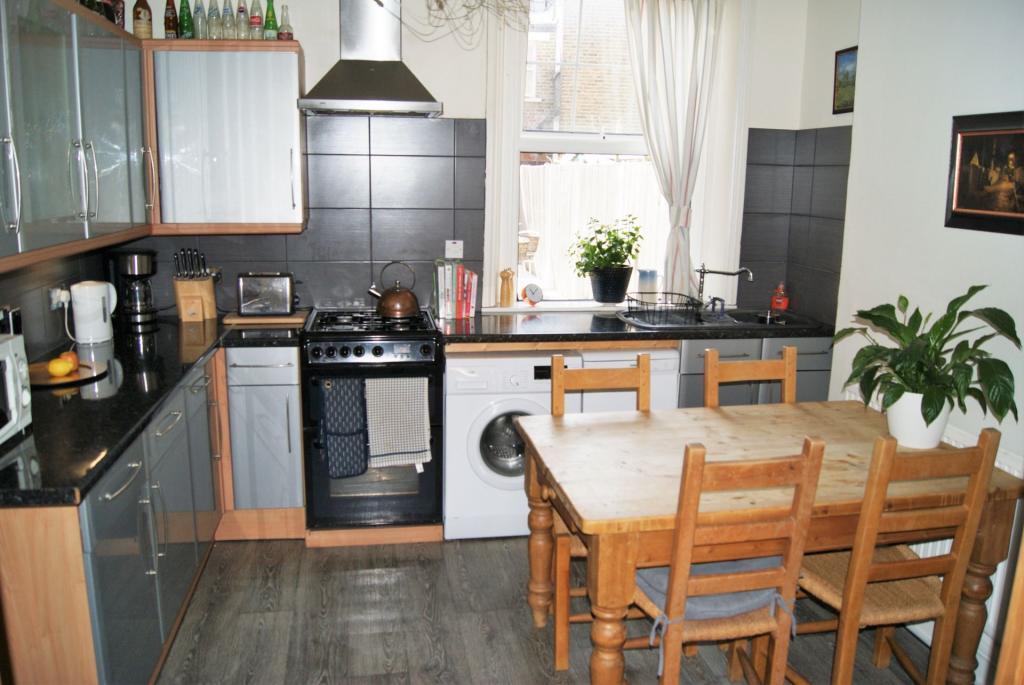 Apartment in London, East Greenwich - View 2
