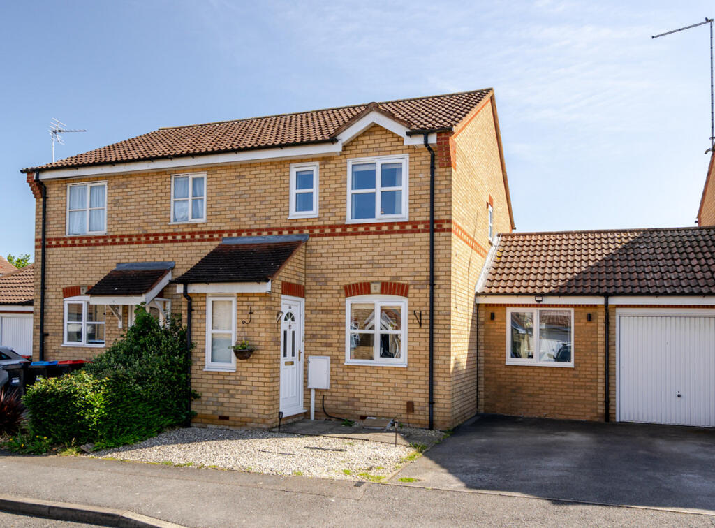 Main image of property: Wymondham, Monkston, Milton Keynes, MK10