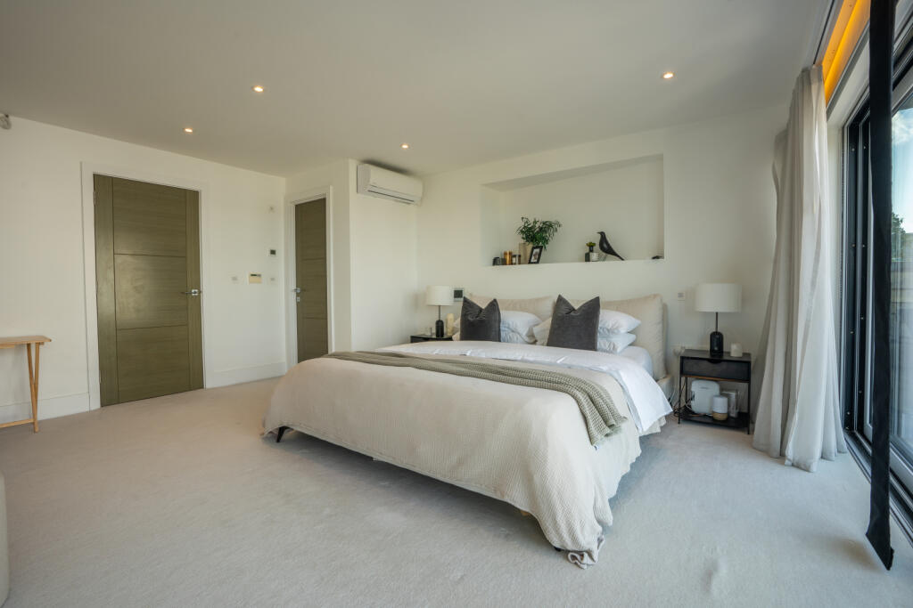 Additional image 14 of Shore Road, Sandbanks, Poole, Dorset, BH13