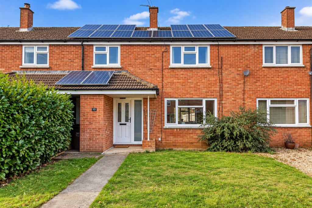 Main image of property: Elderfield Road, Bicester, OX27