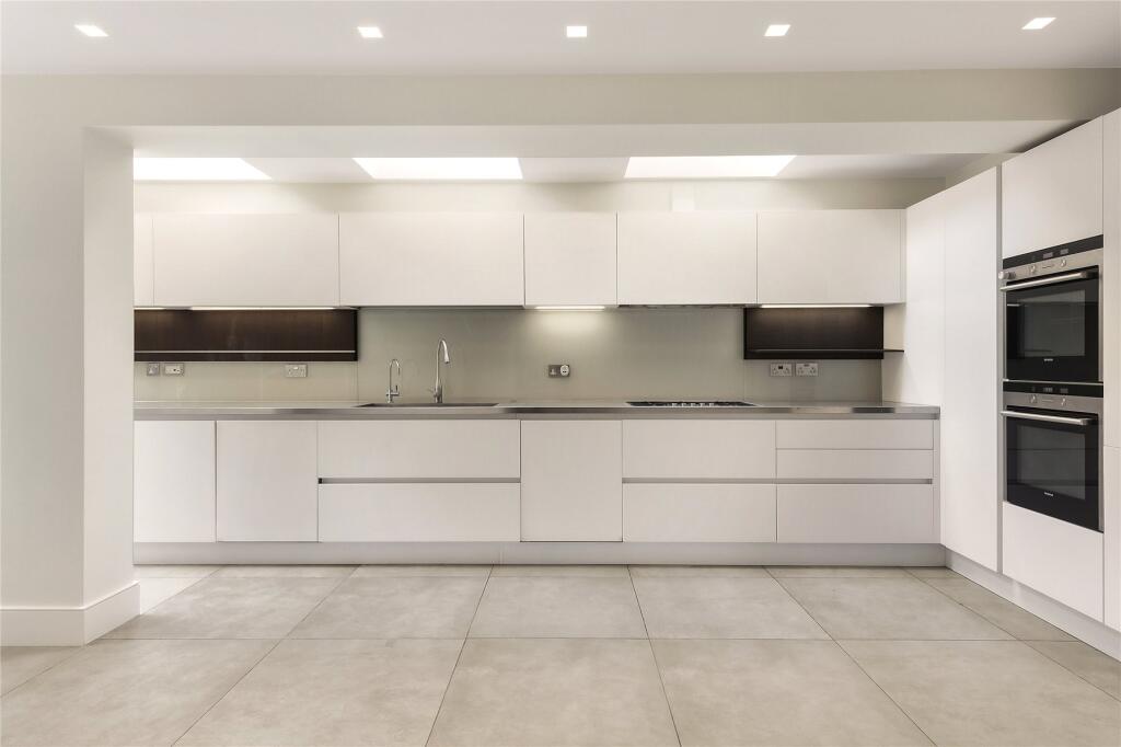 House in London - View 4