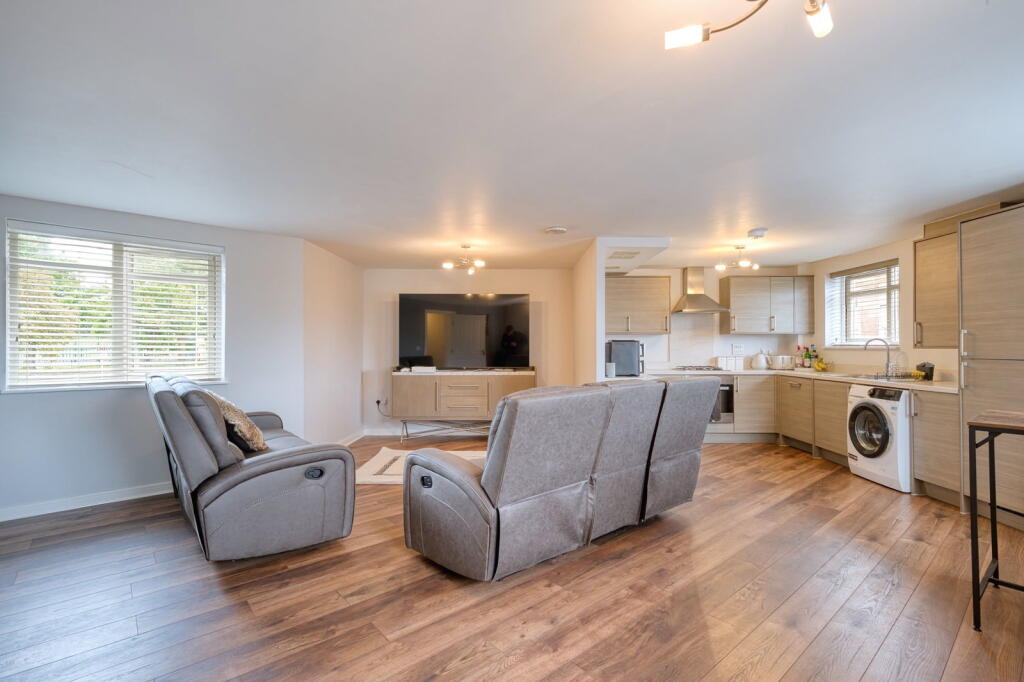 Apartment in South Tyneside, North East - View 2
